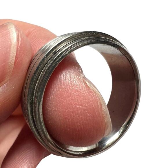 Unisex Stainless Steel Spinner Ring with Groove Detailing Silver Size 8 - Picture 7 of 12